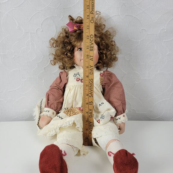 Vintage Norma Rambaud & Wendy Crawford 1991 Porcelain Doll Blue Eyes Curly Hair - Picture 16 of 16